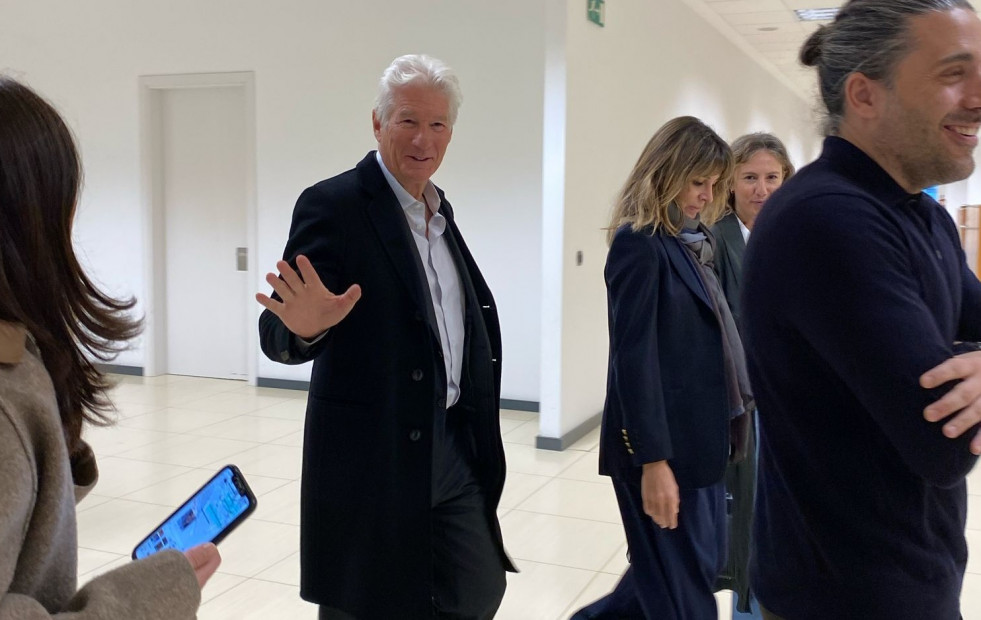 Richard Gere visita Inditex en A Coruña