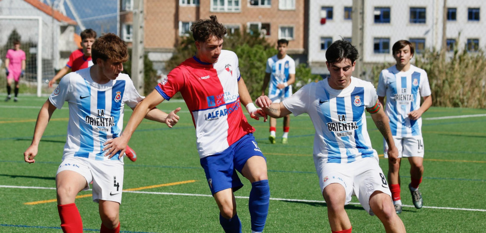 El juvenil del Arosa Pedro Bouzada despierta el interés de varios clubes profesionales