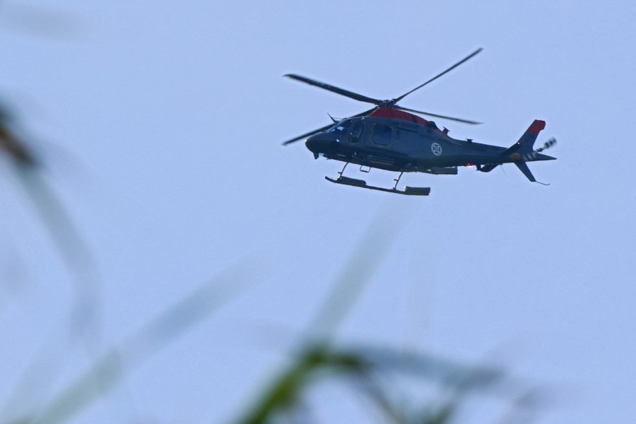Aeronaves del Ejército del Aire realizan en la costa vilagarciana ejercicios multidimensionales