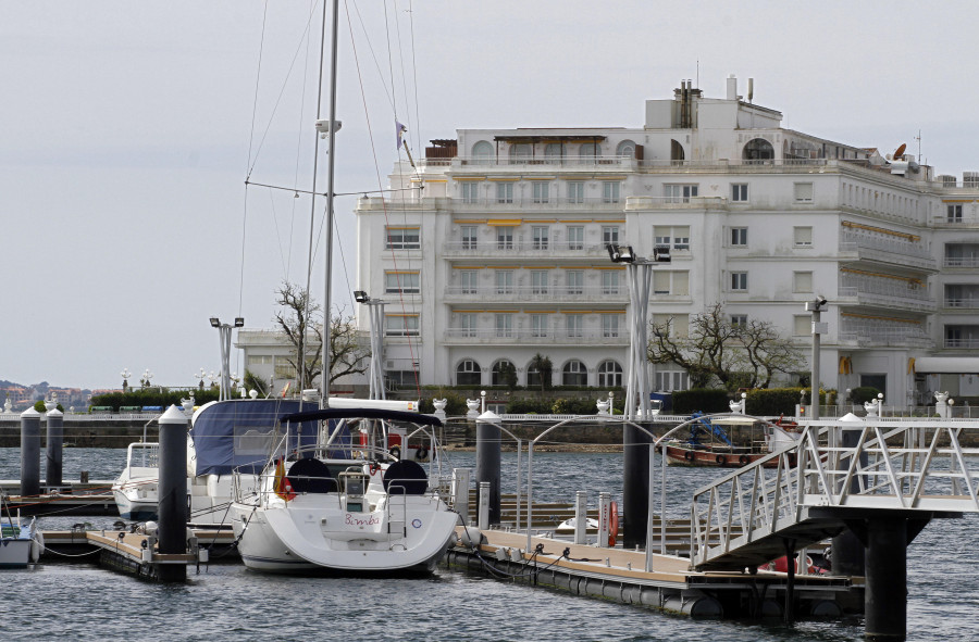 Asec anuncia la subasta de un dúplex y una plaza para coche ubicados en la isla de A Toxa