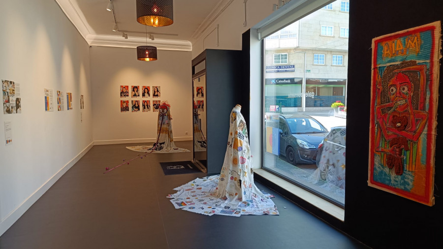 La exposición 'Tecendo identidades colectivas' estará disponible en las Galerías Besada durante Semana Santa