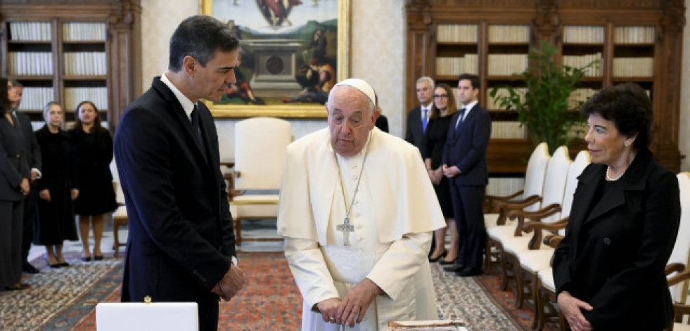 El Gobierno lamenta la muerte del papa Francisco