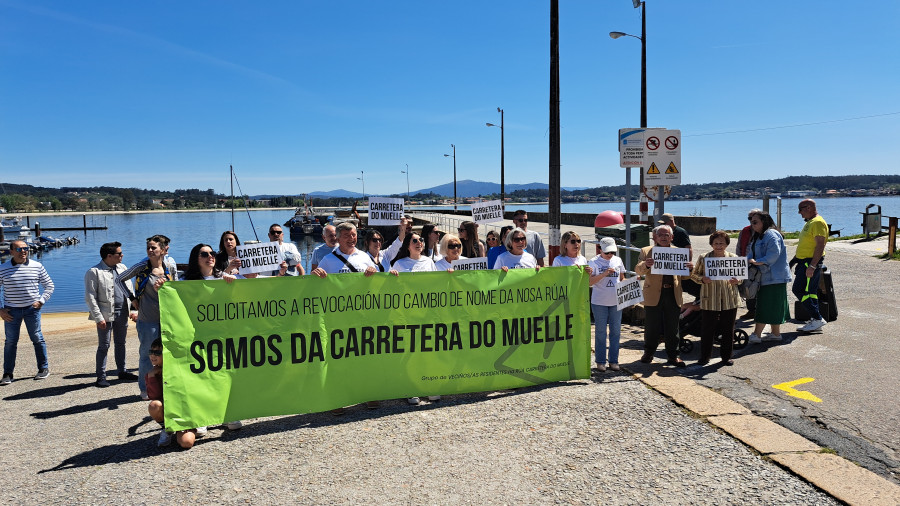 El sentir vecinal sigue defendiendo la nomenclatura Carretera do Muelle
