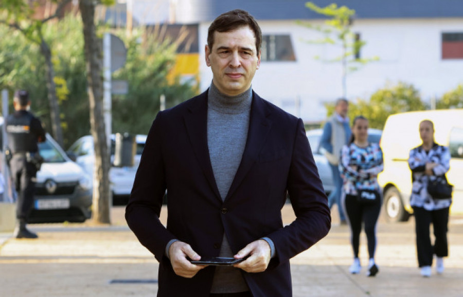 La jueza procesa al hermano de Pedro Sánchez por tráfico de influencias y prevaricación
