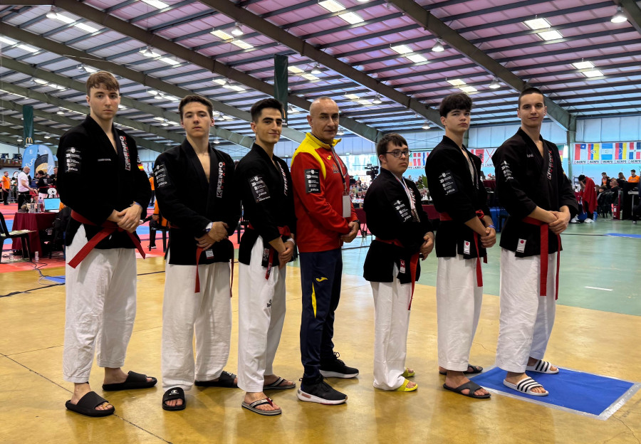 El Kenpo Vilagarcía se da un baño de medallas en el Mundial de Portugal