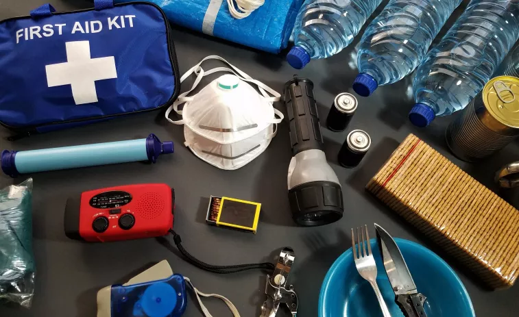 Mochila de emergencia urbana, el salvavidas que todos deberían tener ya