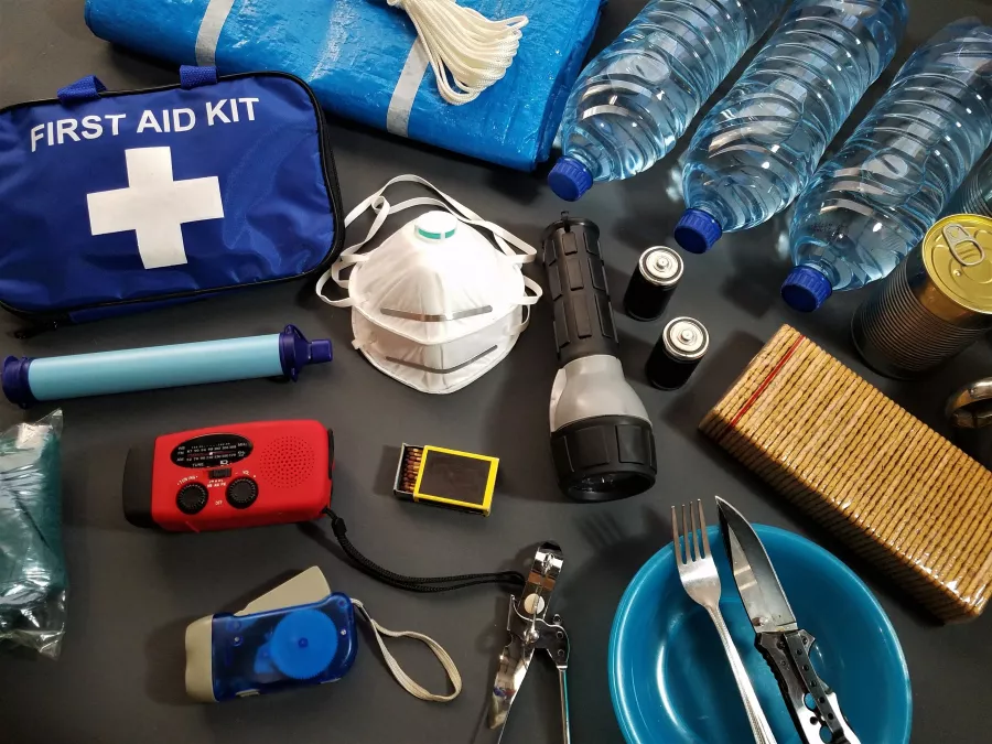 Mochila de emergencia urbana, el salvavidas que todos deberían tener ya