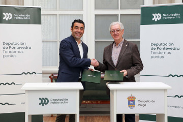 Firma convenio Plan Extra Porto Piñeiro Deputación Pontevedra