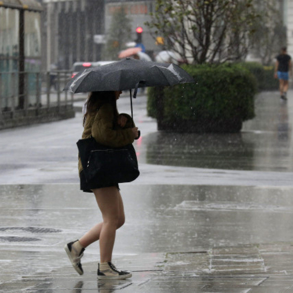 Alerta amarilla por tormentas en toda Galicia este viernes