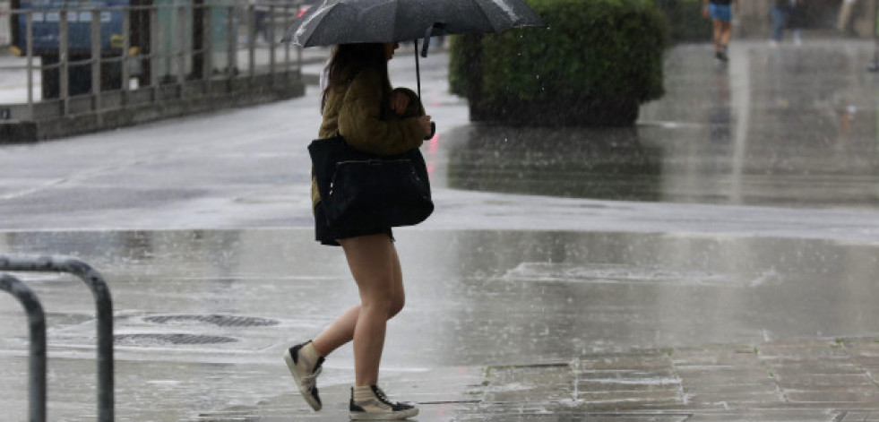 Alerta amarilla por tormentas en toda Galicia este viernes