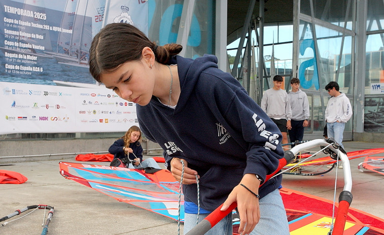Vilagarcía acoge la Copa de España de Techno 293 e iQFoil
