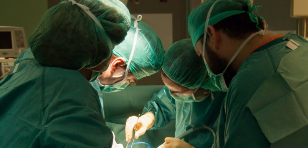 Galicia rexistra un total de 213 transplantes de medula ósea en 2024, 36 menos que en 2023