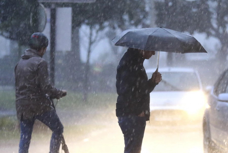 Alerta amarilla en Arousa por fuertes tormentas y lluvias