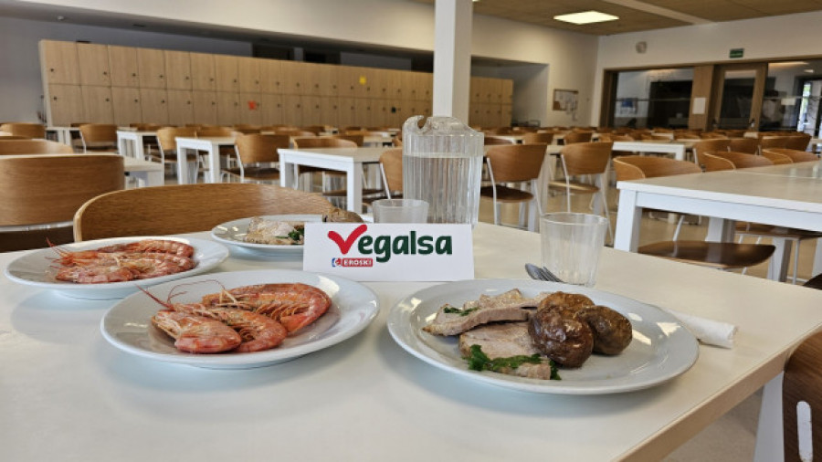 Vegalsa-Eroski hace una donación especial por el Día de la Madre a 14 entidades benéficas de Galicia y Asturias