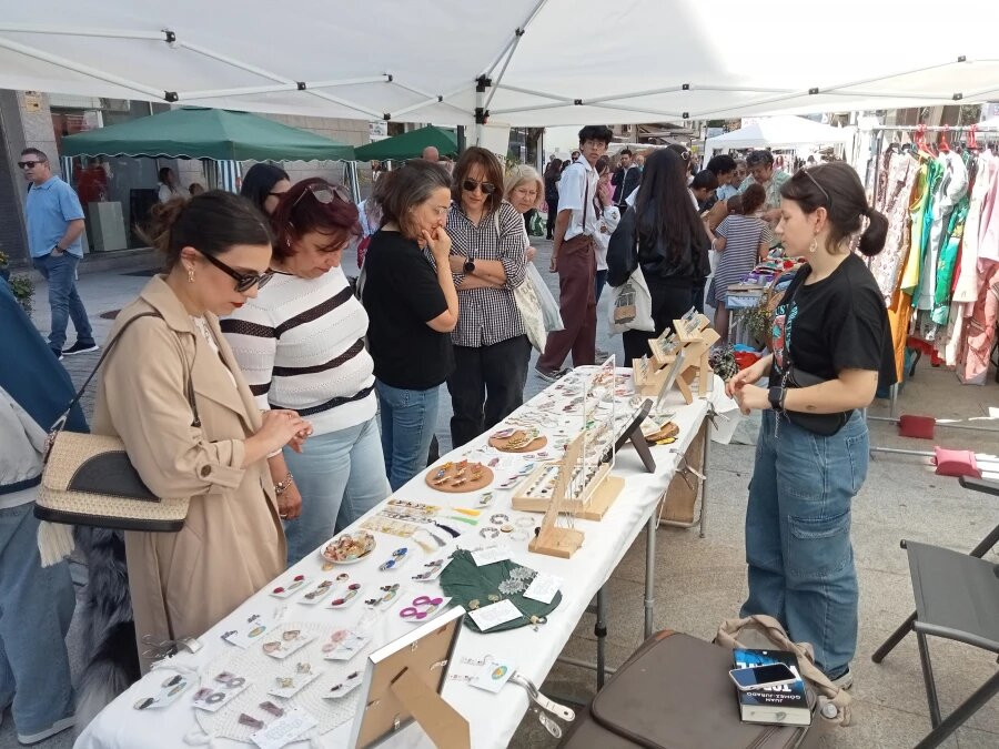 Las lluvias obligan a posponer el Maio Vintage Market en Boiro y la limpieza del Coroso en Ribeira