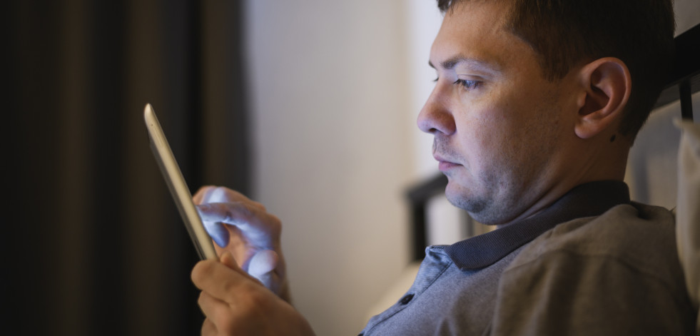 El auge de la IA como confidente: cuando la necesidad de desahogarse encuentra un eco digital en ChatGPT
