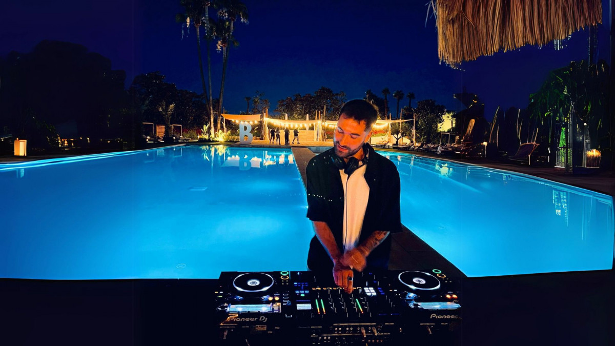 DJ Black Vanilla Beso Beach