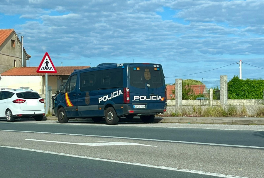 Nuevo golpe al narcotráfico en Arousa con ocho detenidos y cinco registros