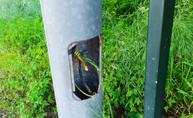 La Policía Local de Sanxenxo investiga el robo de 460 de cobre en el polígono de Nantes