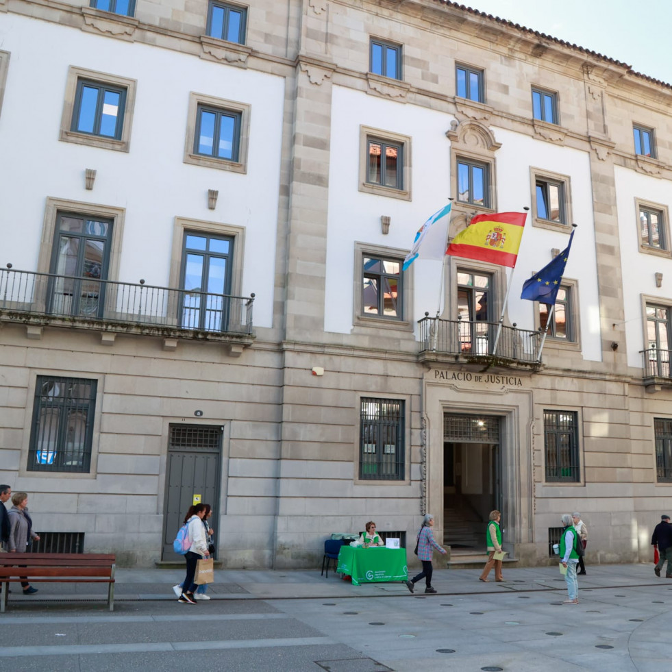 Aplazan el juicio al exgerente de la residencia Valle-Inclán por su baja médica
