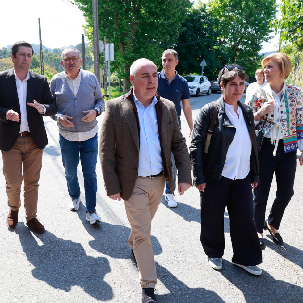 Fontecarmoa ganará en seguridad vial con el ensanche y renovado de una calle