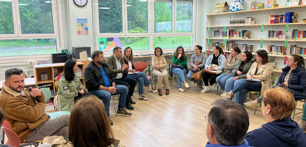 El PSOE carga contra la Xunta por no recuperar la tercera unidad de Infantil del CEIP San Clemente