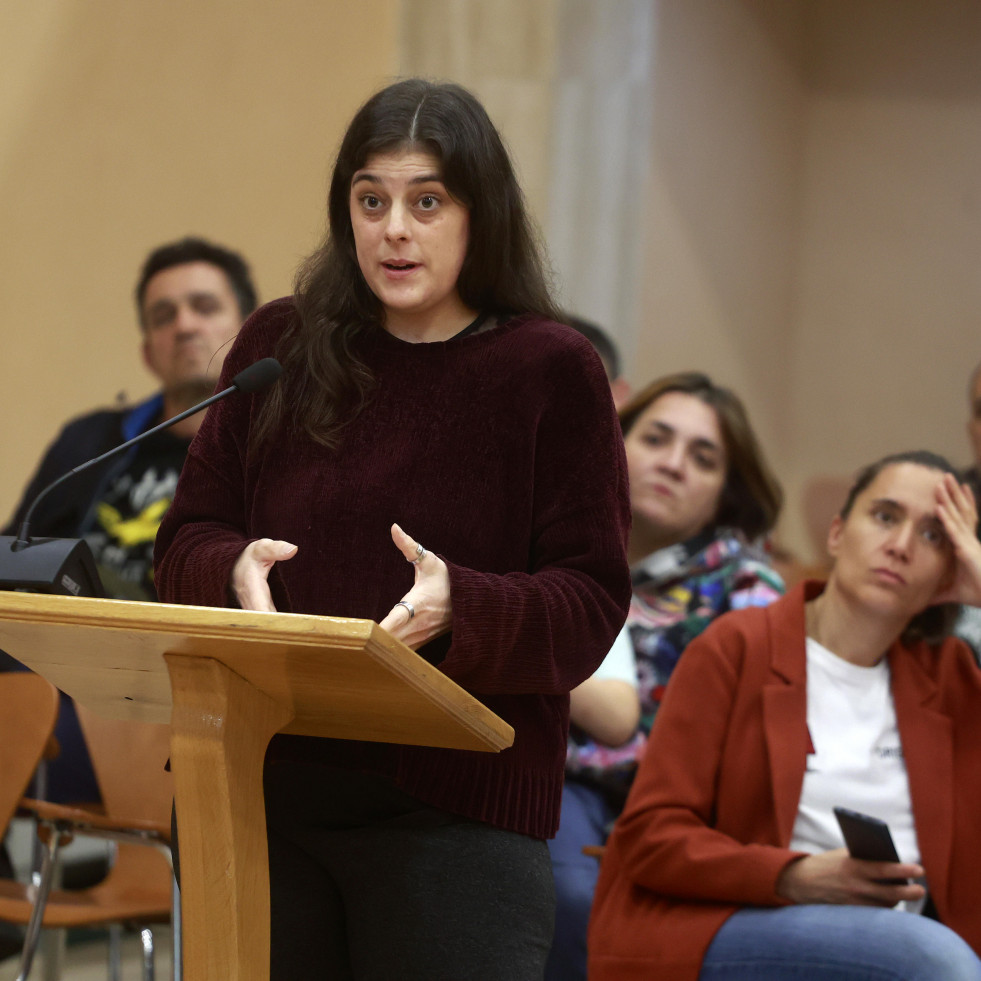 El Pleno apoya las demandas de seguridad de la comunidad educativa de O Piñeiriño