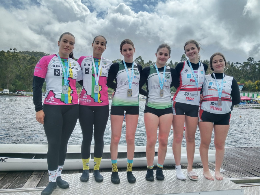 El Náutico Pontecesures levanta el oro en cadete femenino en Verducido