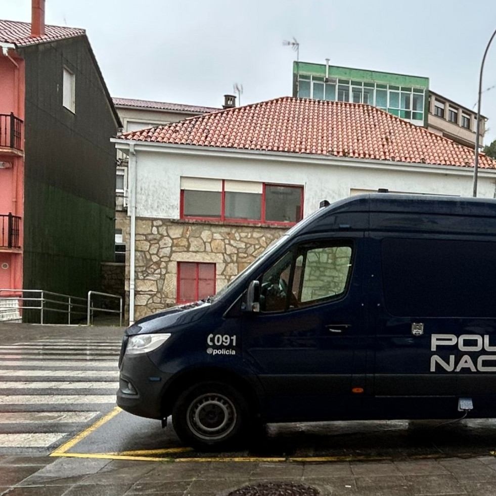 Rianxo cuenta ya con el servicio Vidoc de expedición del DNI y pasaportes de la Policía Nacional