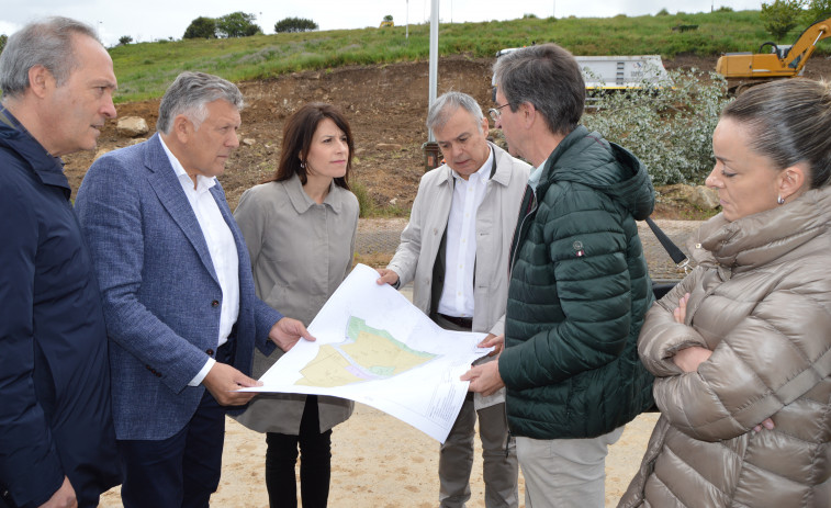 El Concello de Sanxenxo cede una parcela en Noalla a la Xunta de Galicia para construir 25 viviendas públicas
