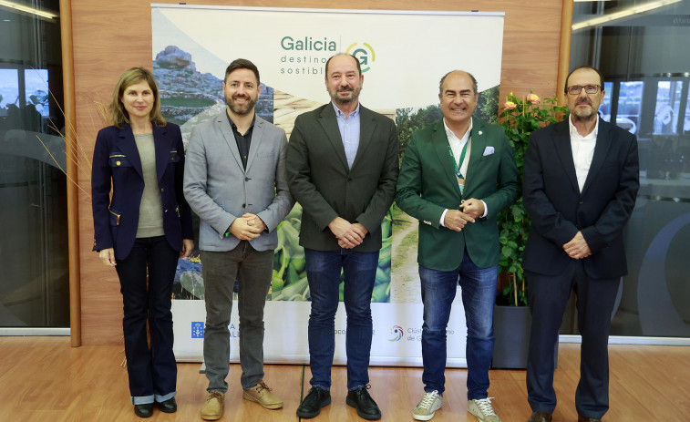 Más de 130 firmas se citan en Cambados para impulsar el turismo sostenible