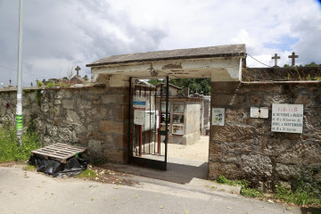 Entrada cementerio Carril