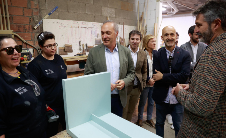 Reguera destaca a “moi alta” taxa de empregabilidade dos obradoiros Forme en Vilagarcía