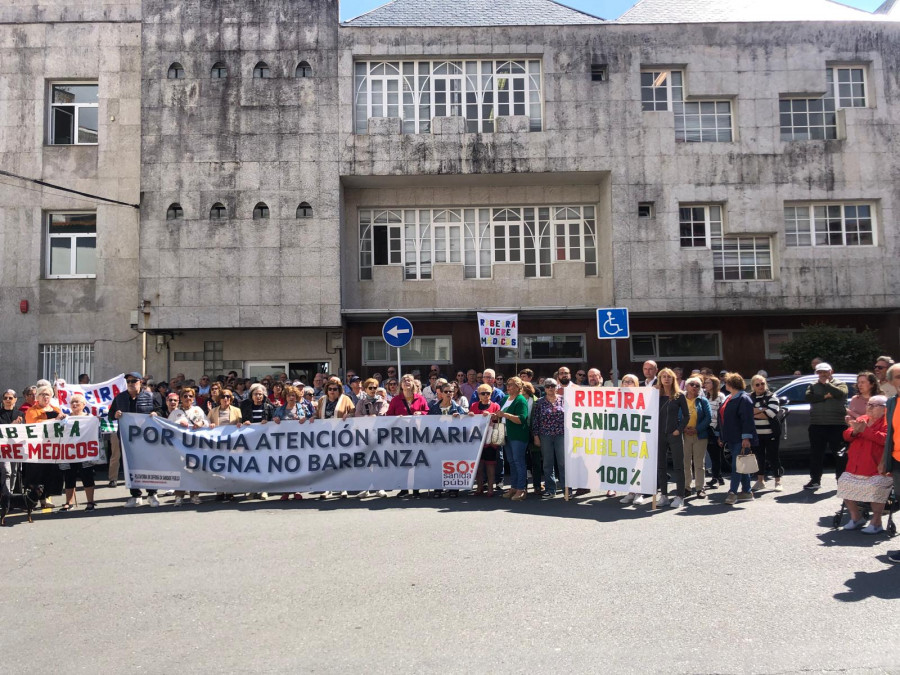 Los médicos residentes de Ribeira podrían dejar un nuevo vacío en sanidad pública