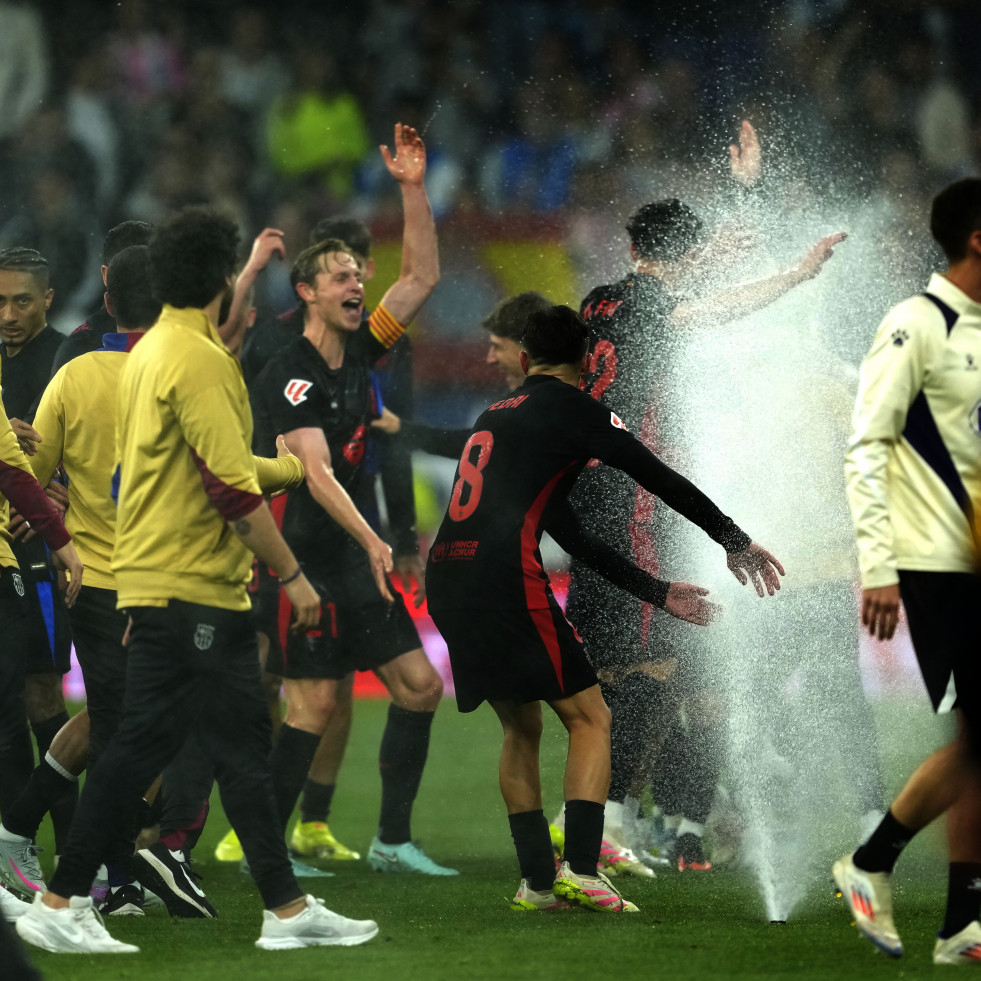 El Barça se proclama campeón de LaLiga tras imponerse en el derbi (0-2)