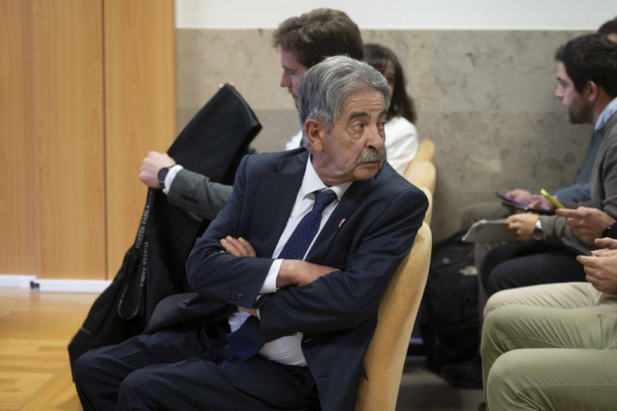Finaliza sin avenencia el acto de conciliación entre el rey emérito, que no se ha presentado, y Revilla
