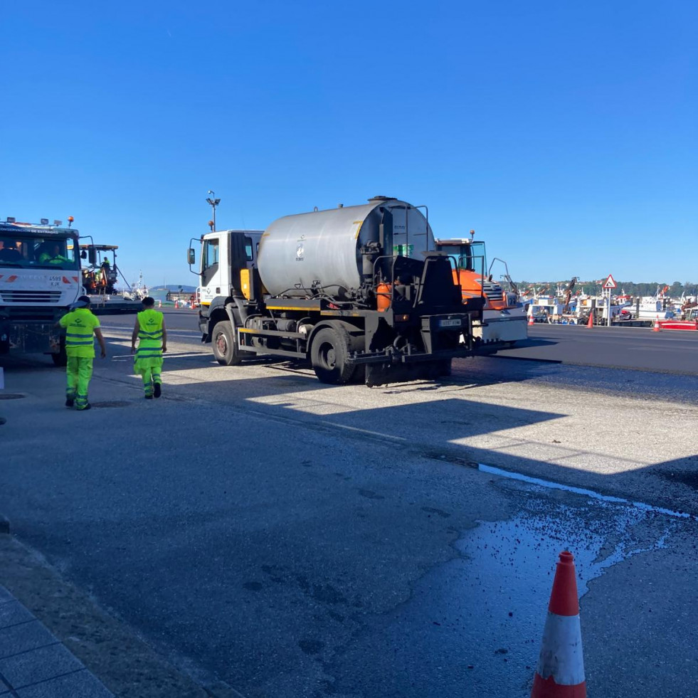 A Xunta inviste 75.000 euros na pavimentación do porto de Rianxo, parte dun plan global de mellora