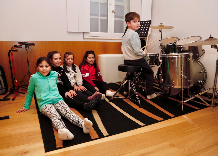 El centro Amicos de Ribeira acoge hoy una jornada de música sensorial