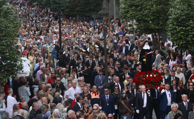Fervor multitudinario por Santa Rita