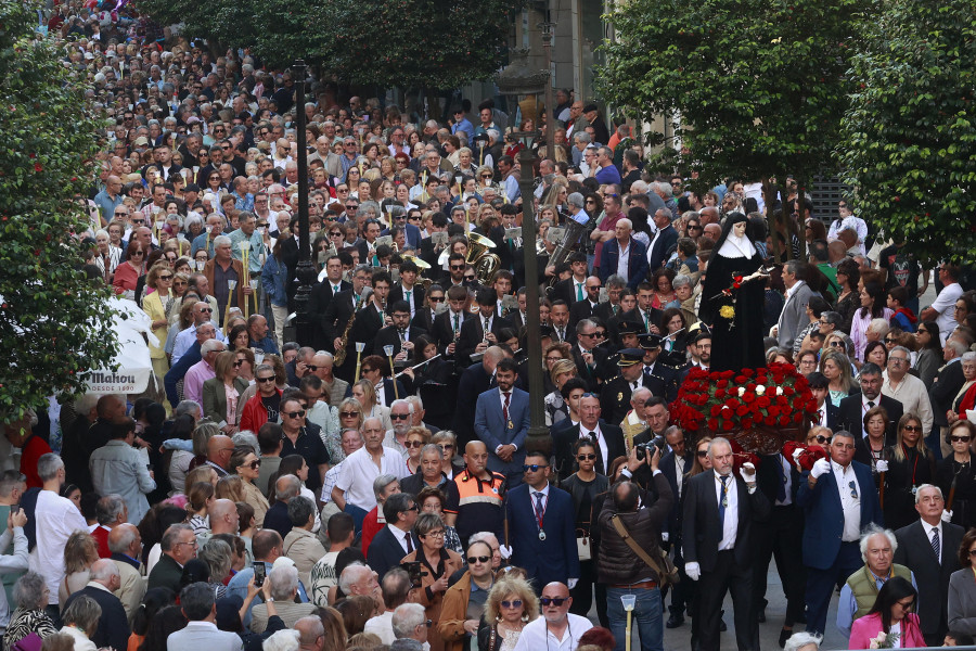 Fervor multitudinario por Santa Rita