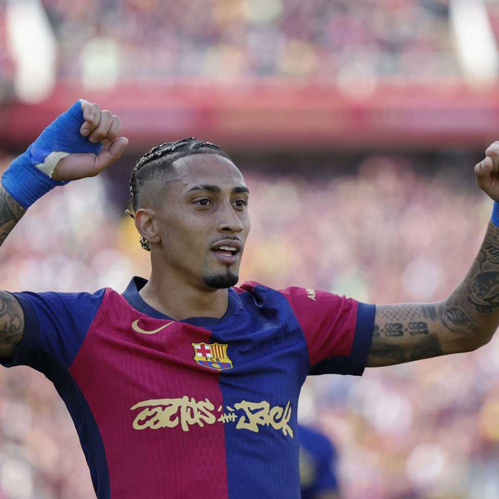 Raphinha amplia su contrato con el Barcelona hasta junio de 2028