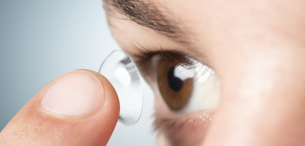Innovación en optometría: lentes de contacto infrarrojas con visión nocturna integrada