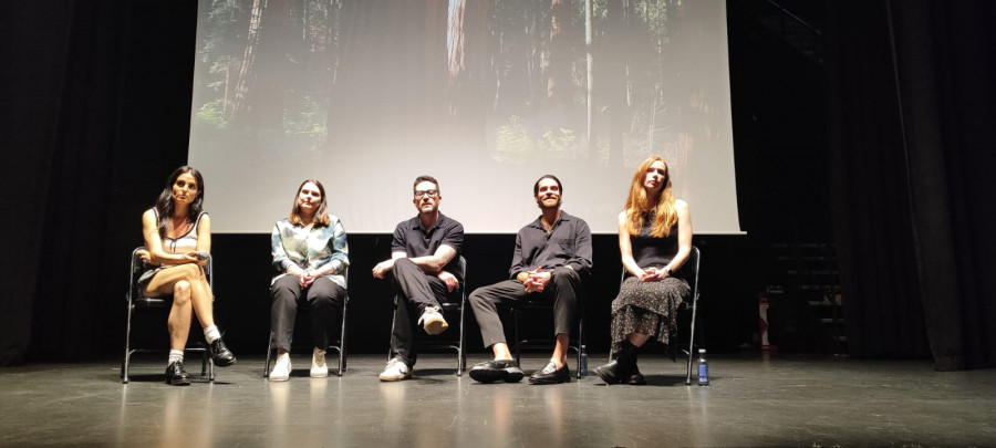 Adeus, Berta’ triunfa en el Cine Elma de A Pobra, con el municipio como protagonista
