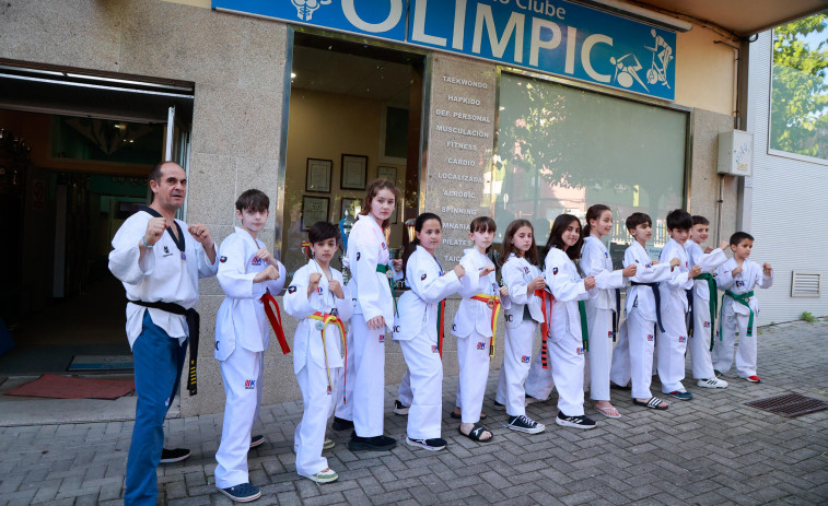El Club Olimpic celebra sus éxitos en el Campeonato Escolar