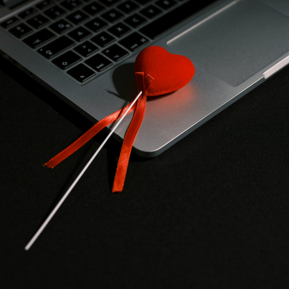 ¿Es tu amor online un fraude? La verdad que ocultan las 