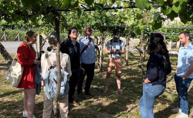 La DO Rías Baixas intensifica su promoción en Reino Unido con la visita de cinco prescriptores