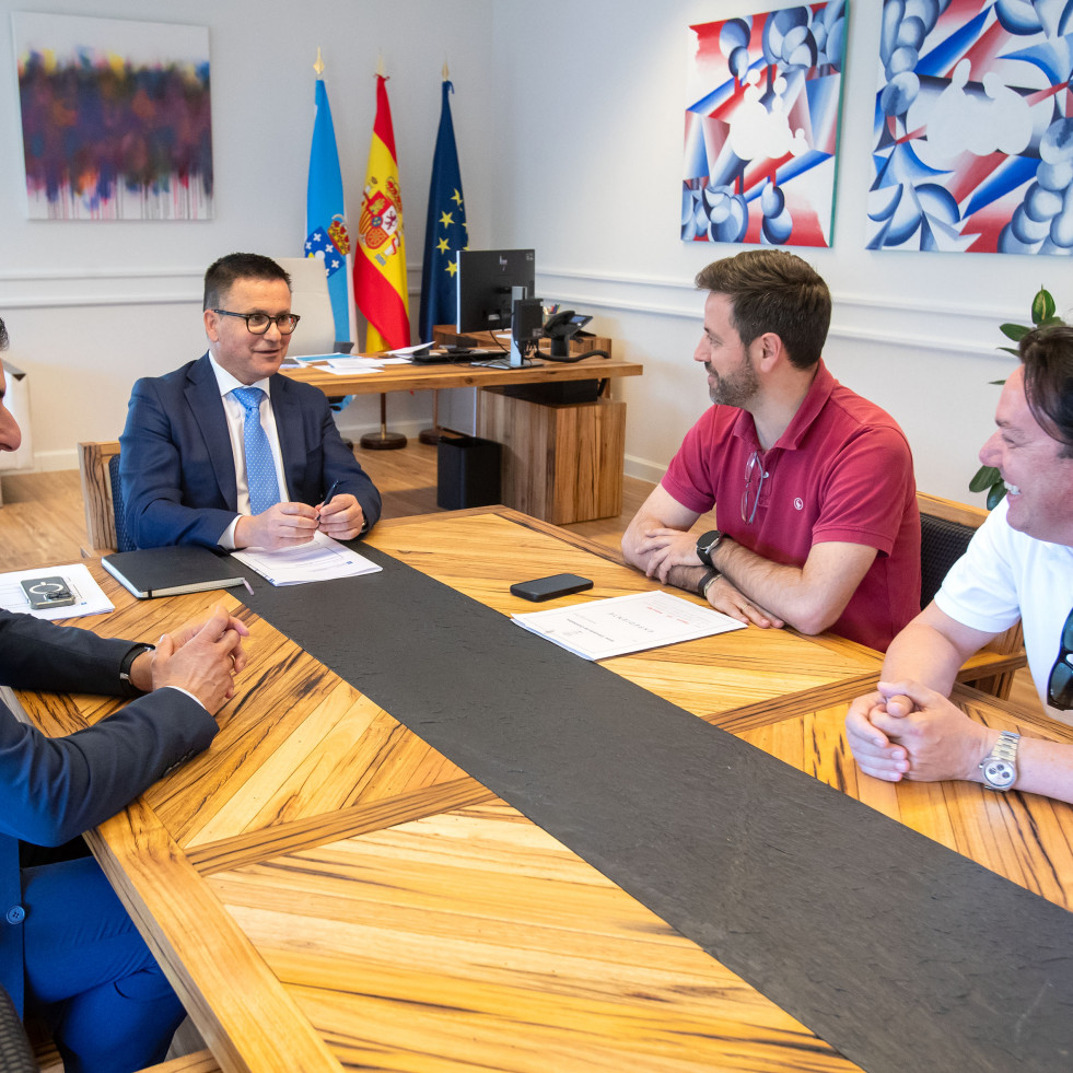 La Xunta apuesta por que el proyecto de la Praza de Cambados se quede en reforma y confirma la financiación