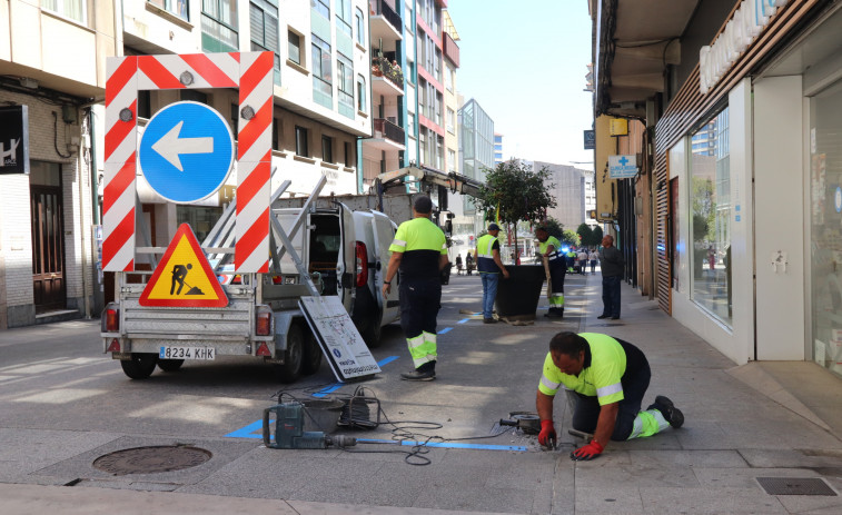 Ribeira habilita nuevas zonas azules en Rosalía de Castro para favorecer al comercio
