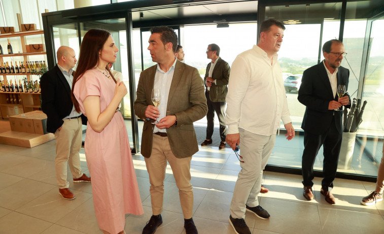 Rías Baixas y Huelva afianzan lazos en un encuentro con profesionales del sector turístico en Martín Códax