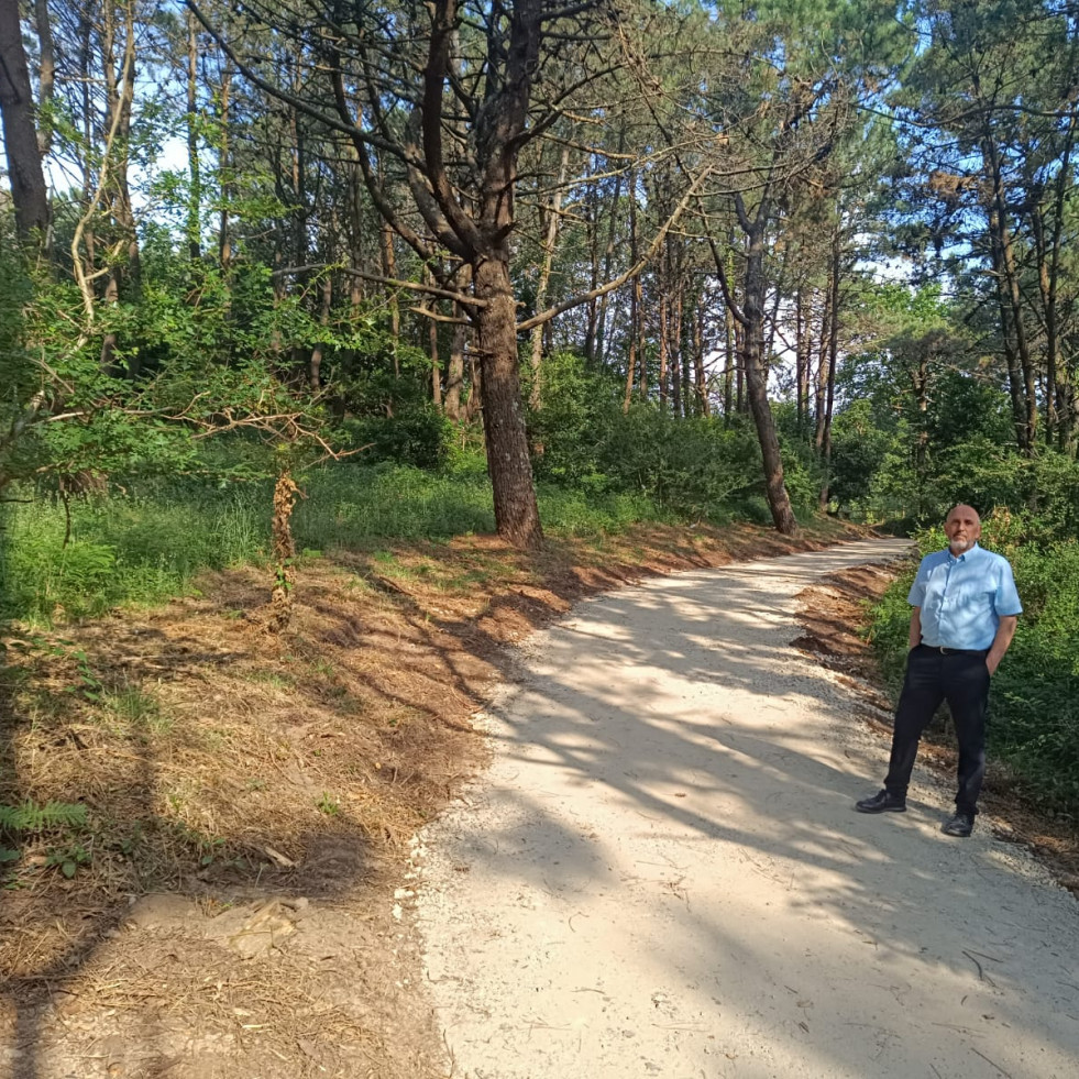 El nuevo sendero de A Alta, más seguro y accesible, ya es una realidad en A Pobra